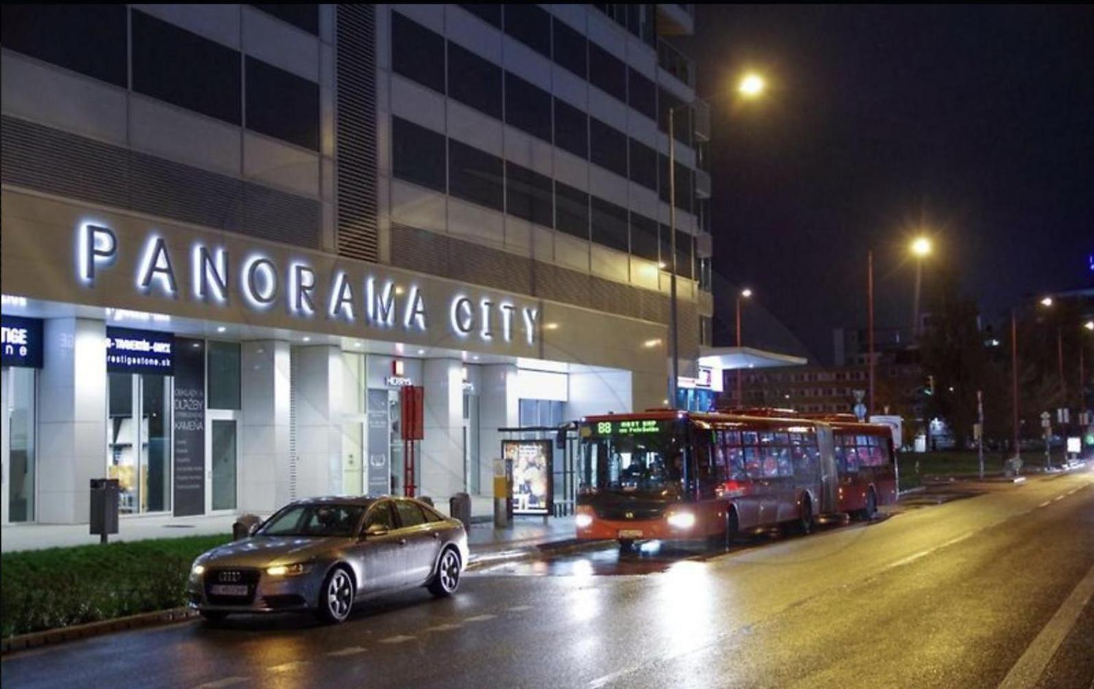 Magna Vita Apartment Bratislava Luaran gambar